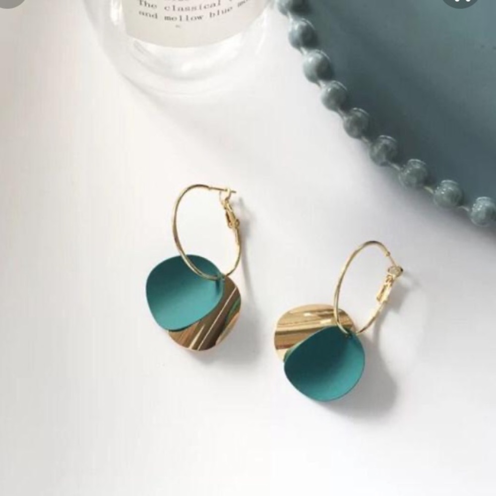 ❄️ Korean stylish handmade earrings ❄️